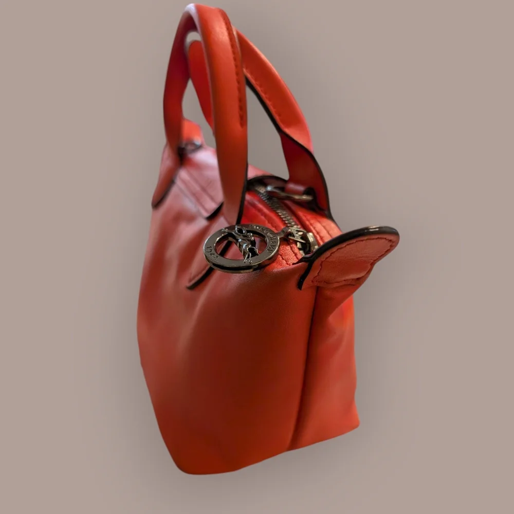 longchamp XS Le Pliage (Cuir/Leather) In Coral - Picture 14 of 16